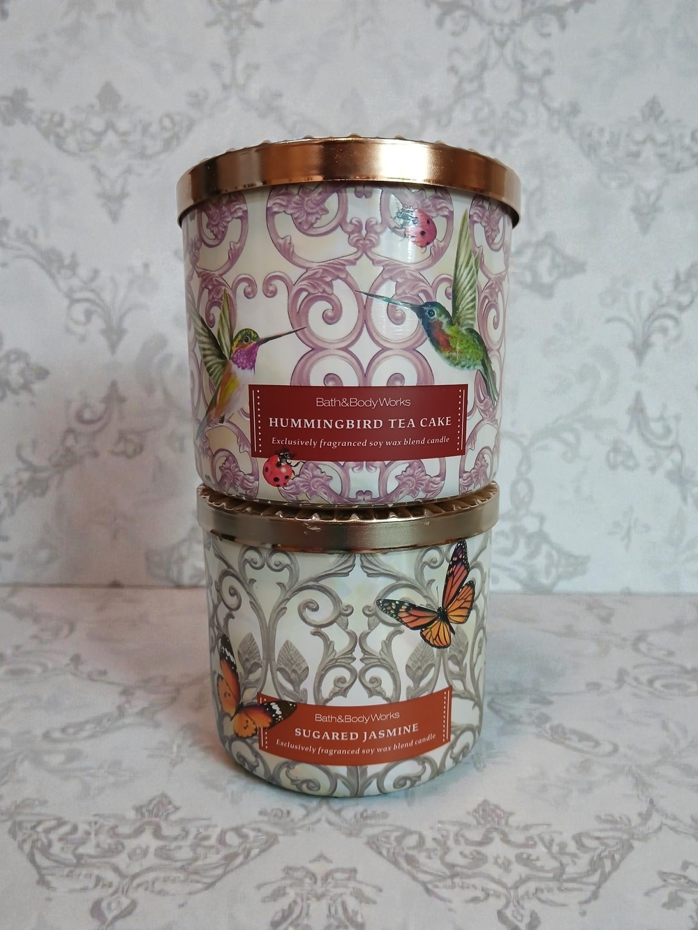 Bath And Body Works Hummingbird Tea Cake And Sugared Jasmine Candles